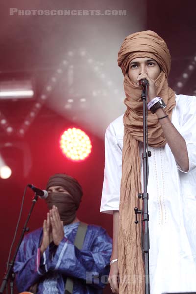 TINARIWEN - 2014-08-24 - SAINT CLOUD - Domaine National - Scene de l'Industrie - 